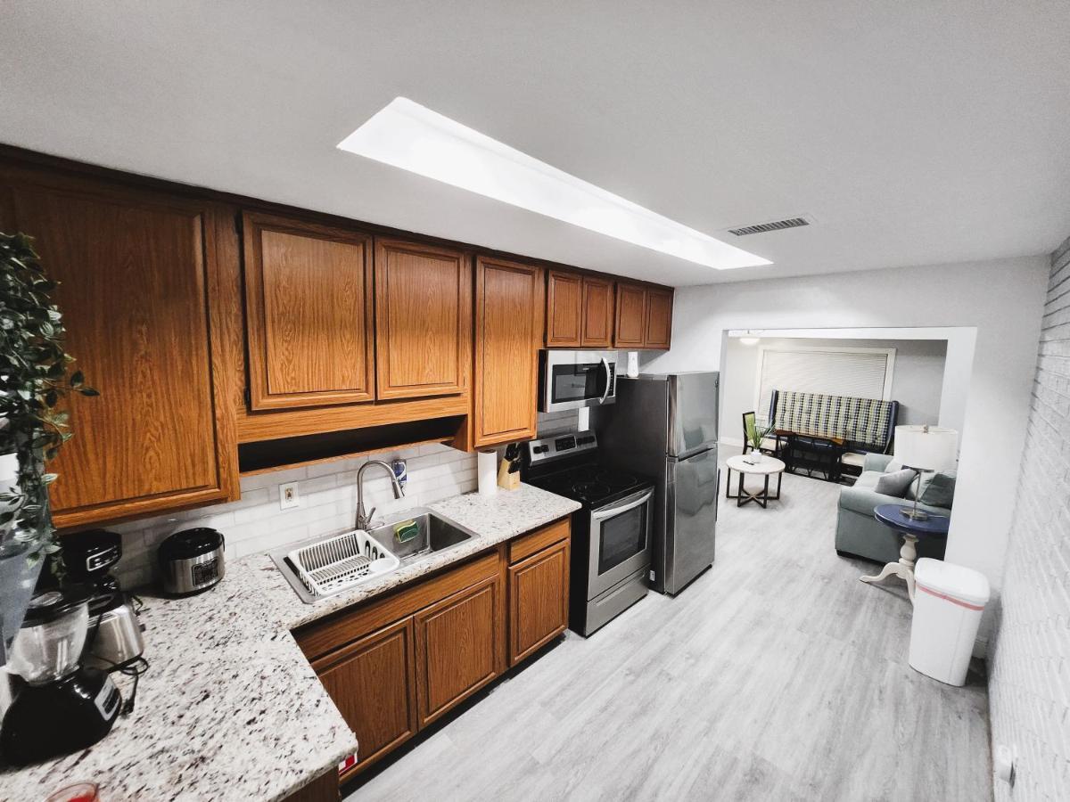 Cozy 3 Bedroom House Near Airport/Raymond Stadium/Downtown. Tampa Bagian luar foto